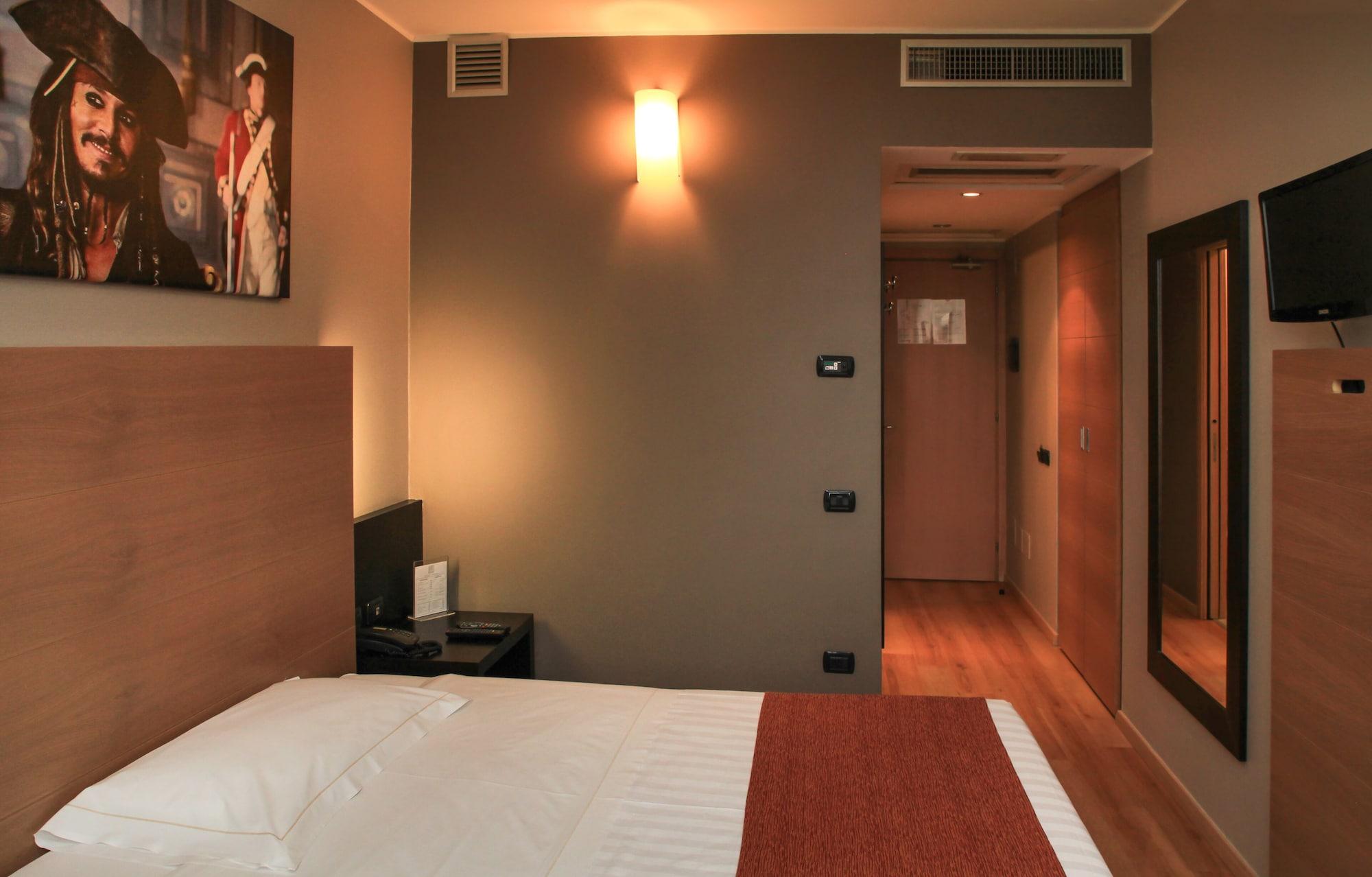 B&B Hotel Milano Cologno Studios Колоньо-Монцезе Экстерьер фото
