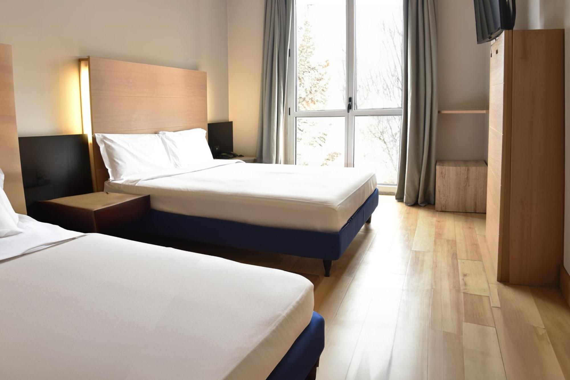 B&B Hotel Milano Cologno Studios Колоньо-Монцезе Экстерьер фото