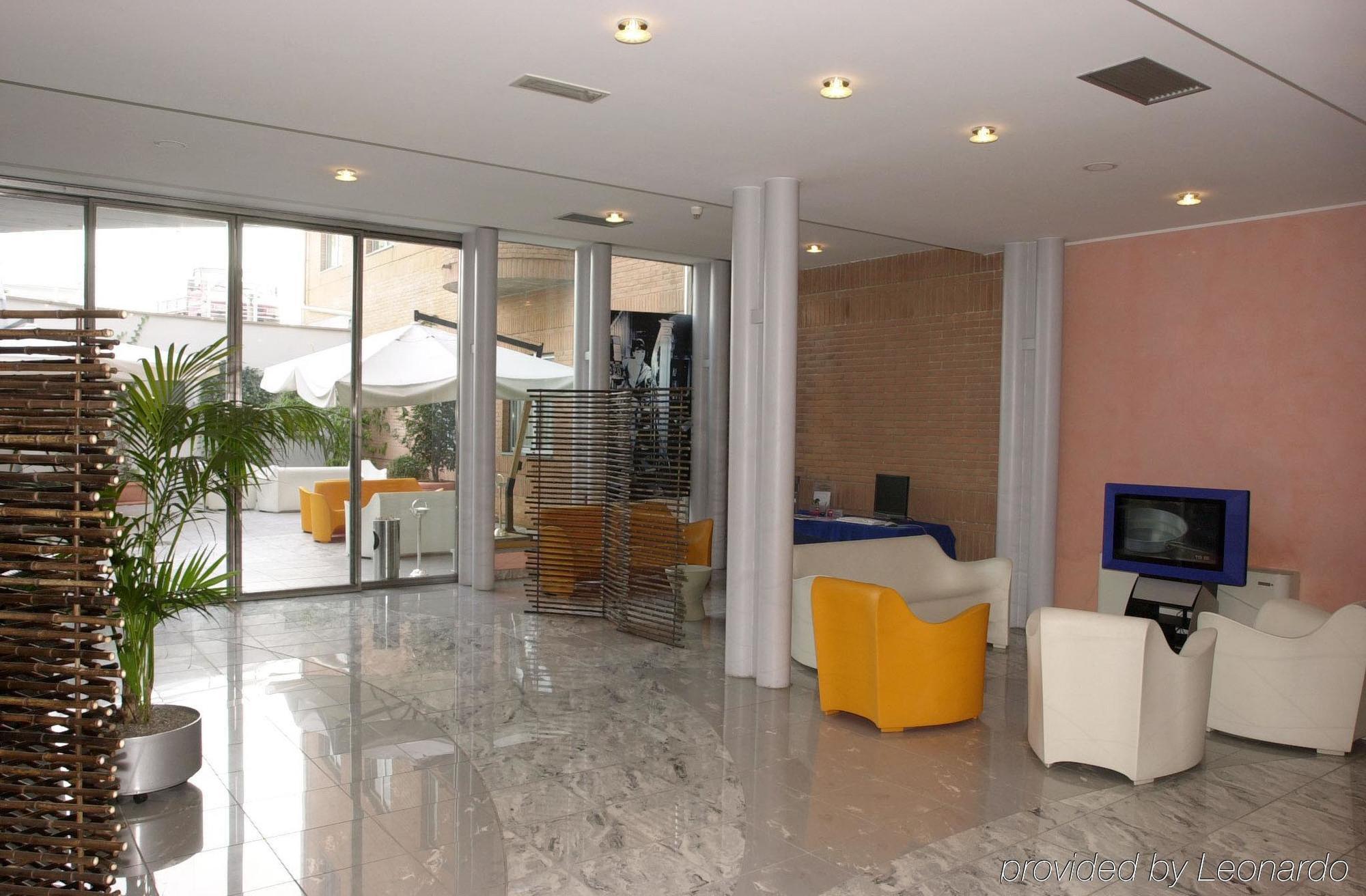 B&B Hotel Milano Cologno Studios Колоньо-Монцезе Интерьер фото