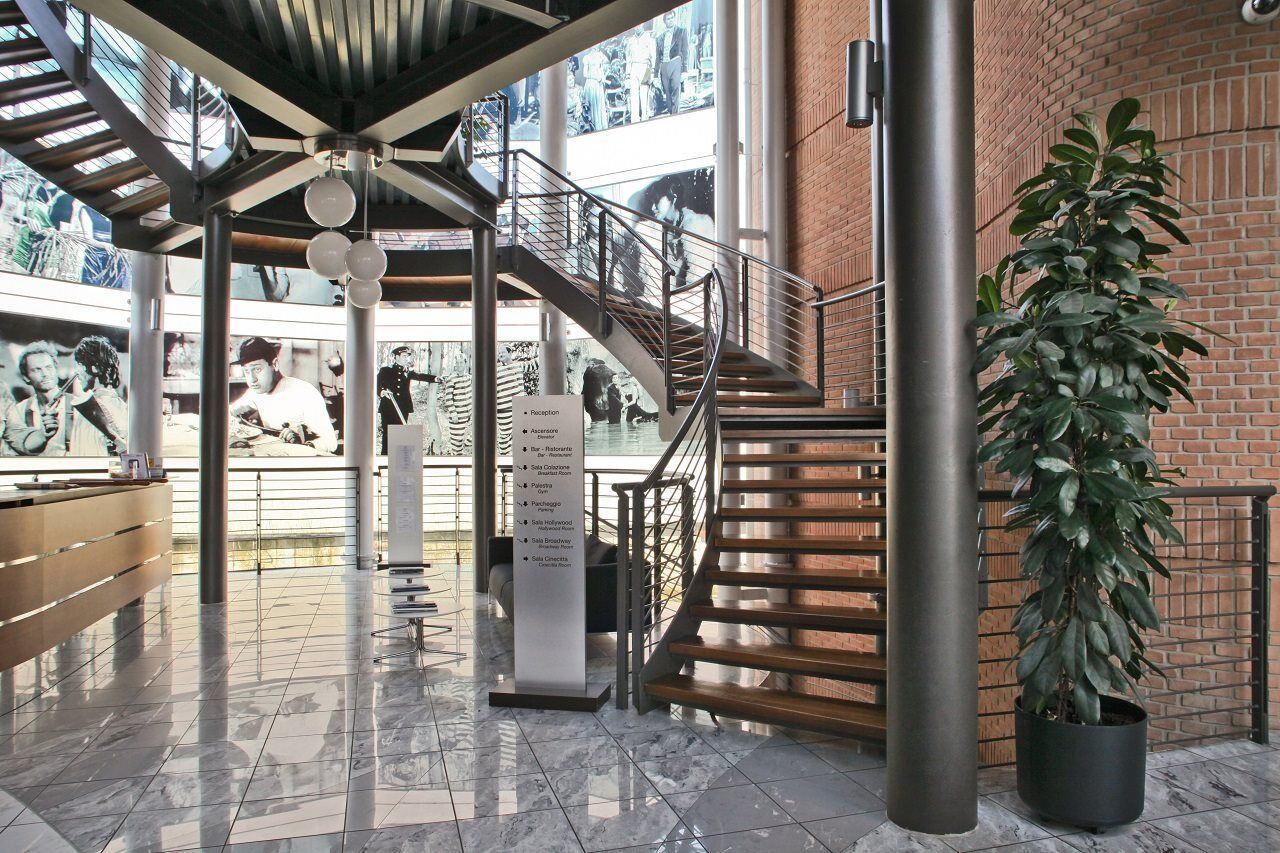 B&B Hotel Milano Cologno Studios Колоньо-Монцезе Экстерьер фото